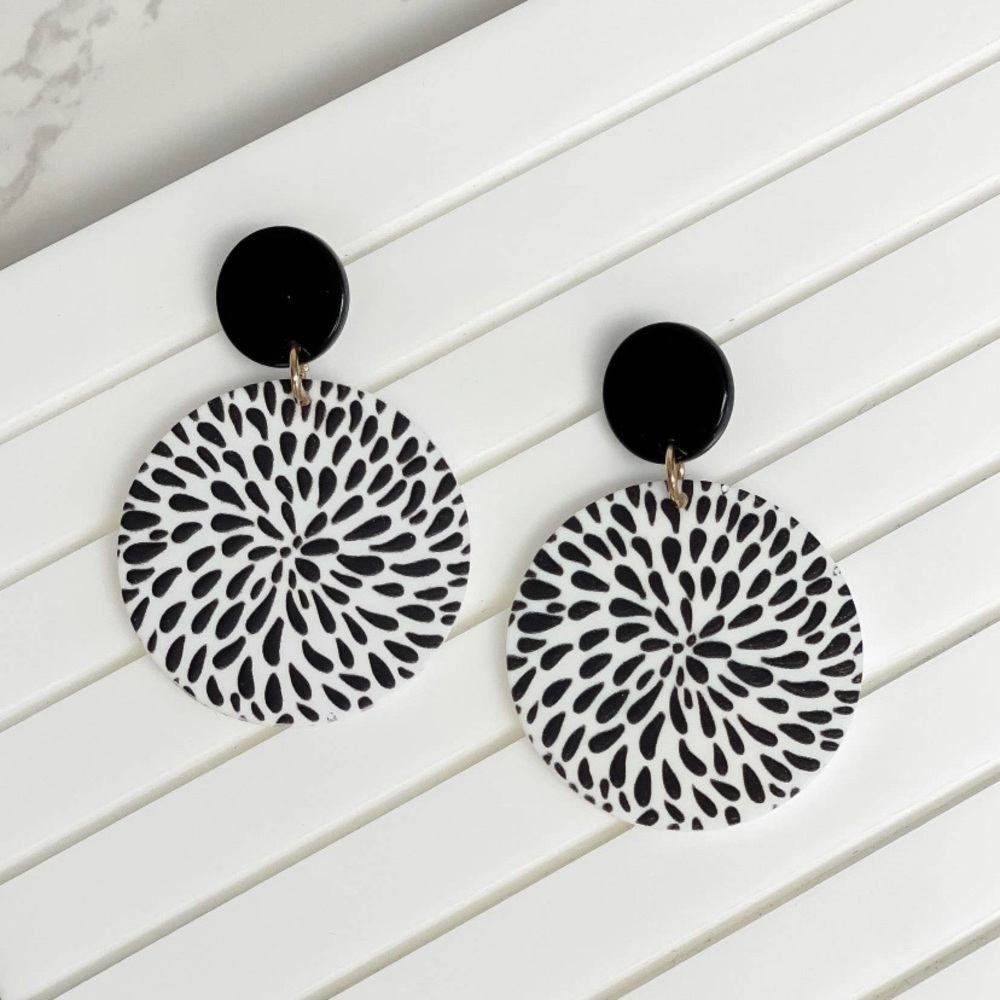 Black and White Sketchy Circle Dangle Earrings
